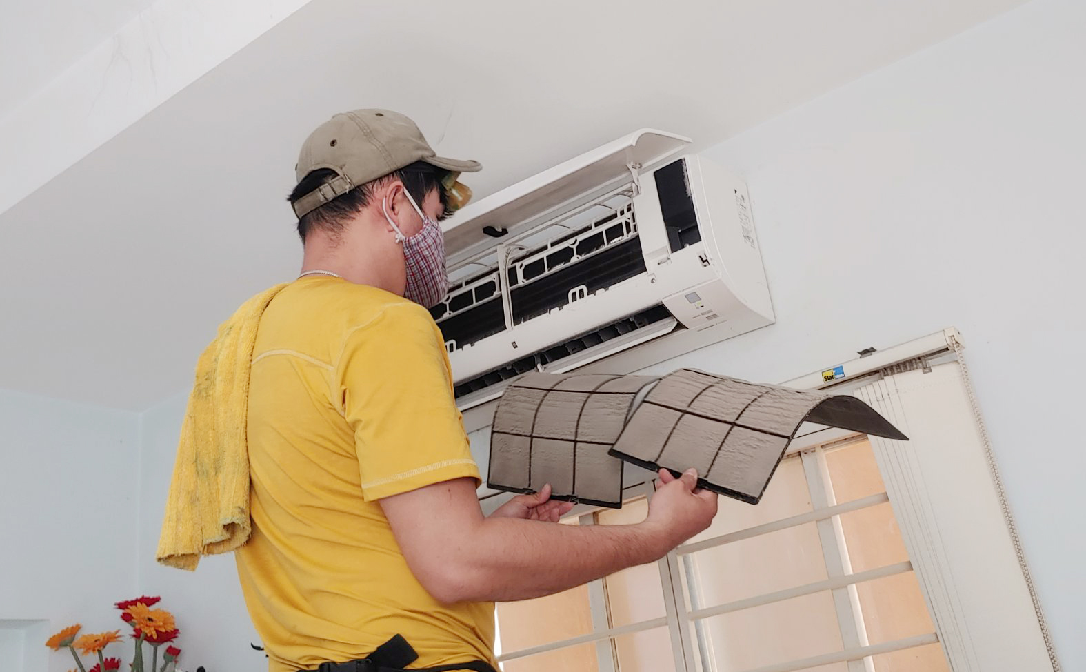 Tháo lắp máy lạnh