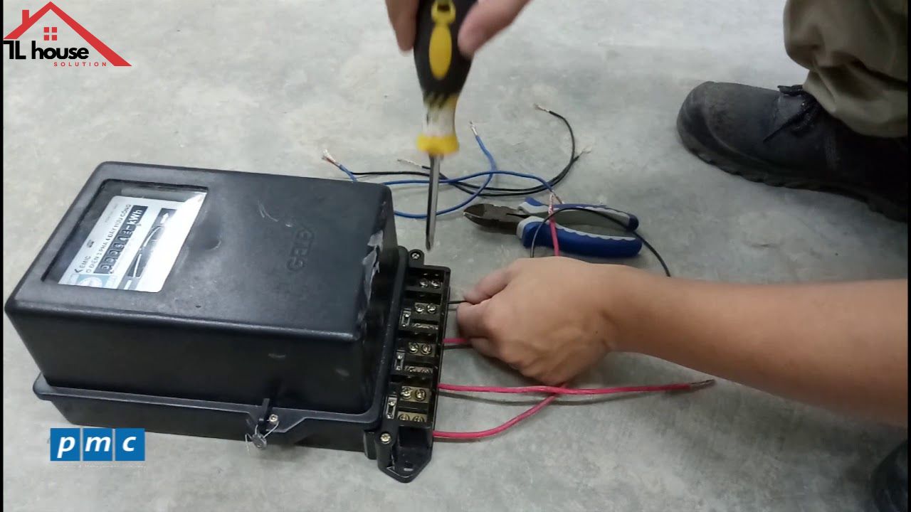 Thợ lắp đồng hồ điện, công tơ điện uy tín chất lượng